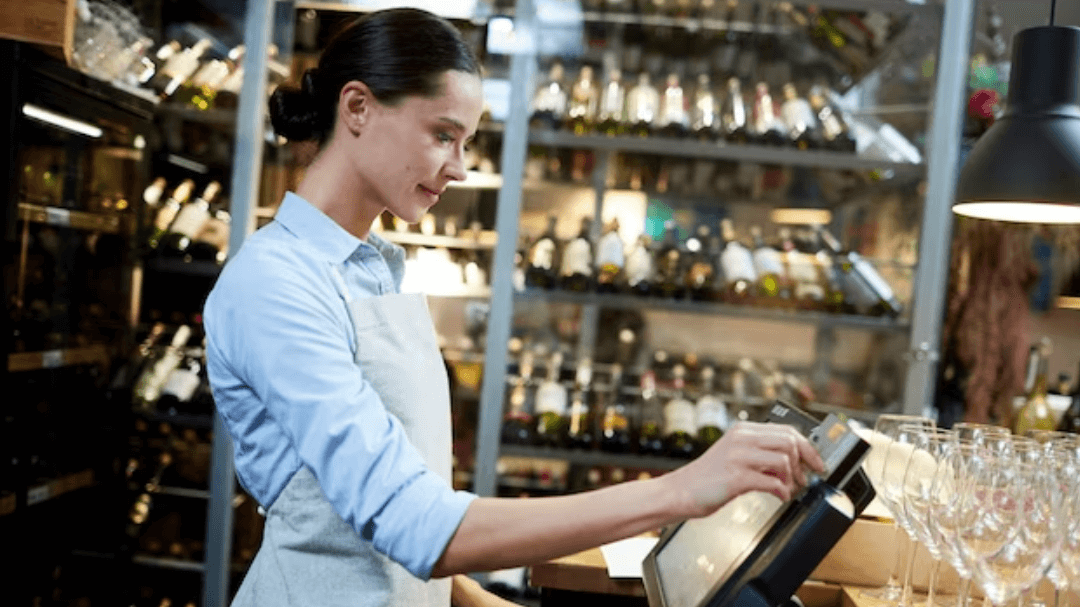 Sistemas de organización y distribución del trabajo en barra y mesa de bar-cafetería